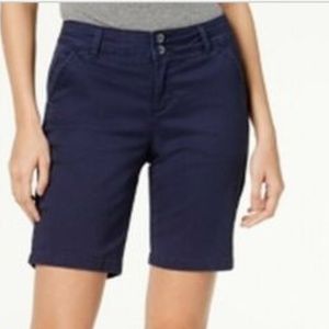 LEE NEW BLUE  SIZE 6 PLATINUM BERMUDA SHORTS $52